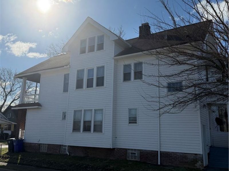 1128 E 168th Street, Cleveland, OH 44110 Photo 2
