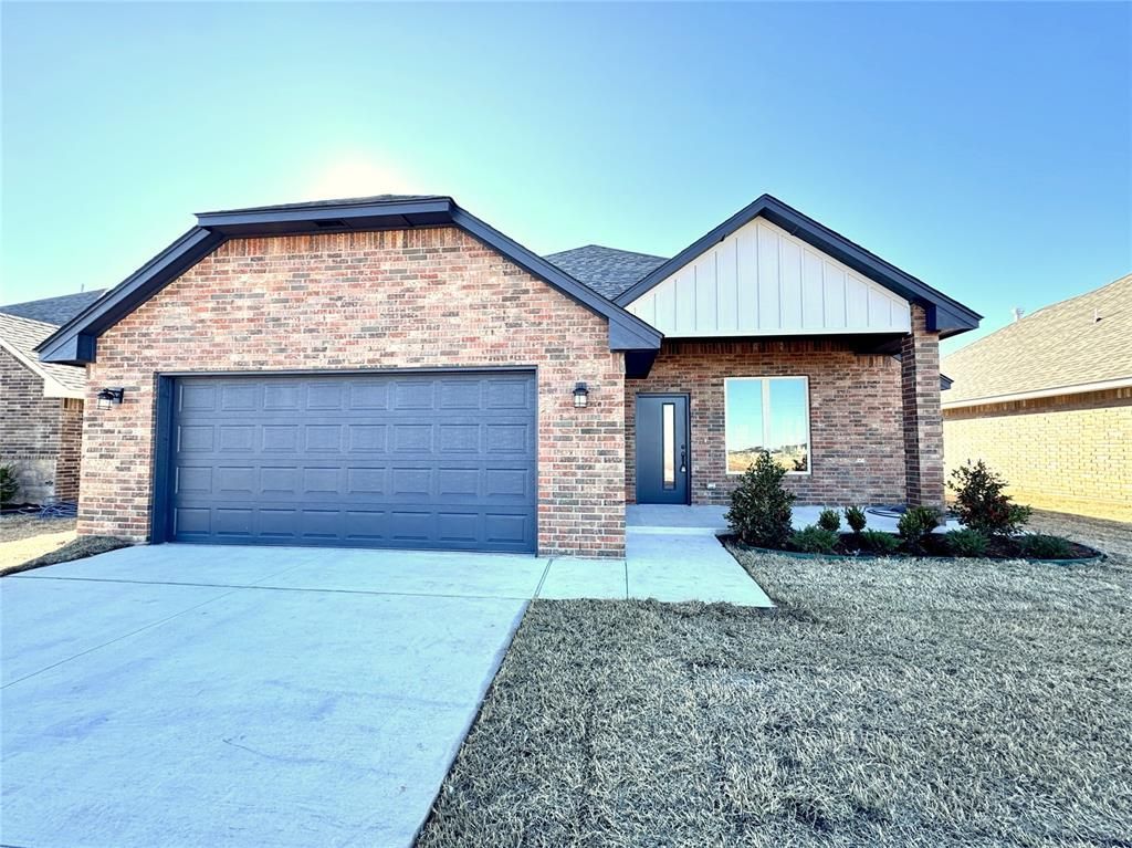 9332 NW 143 Street, Yukon, OK 73099 Main Photo