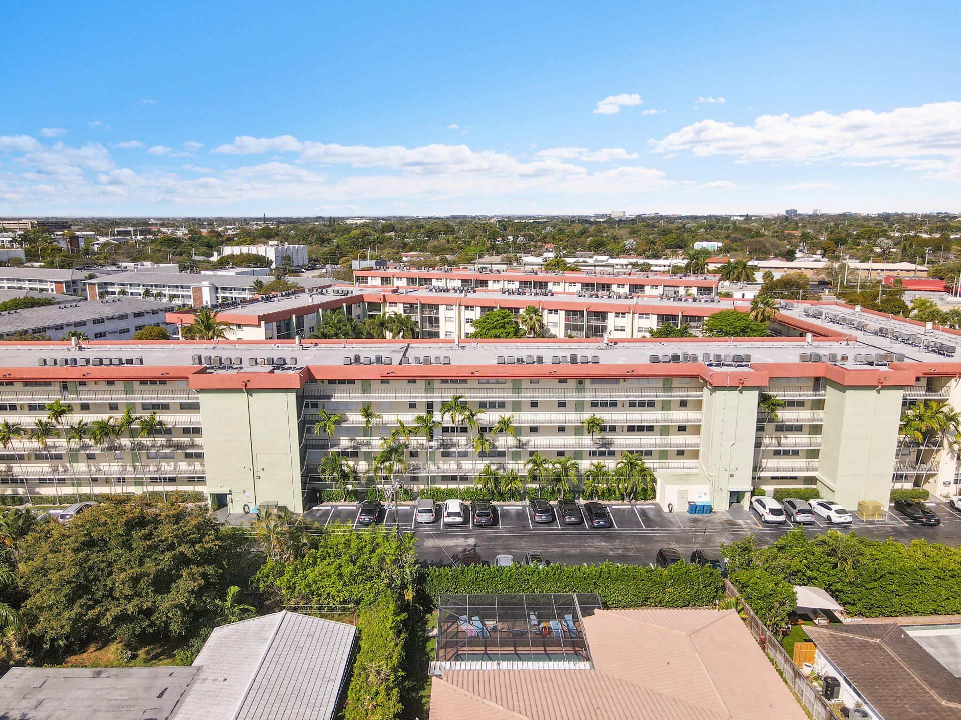 5300 NE 24th Terrace, Unit 525, Fort Lauderdale, FL 33308 Photo