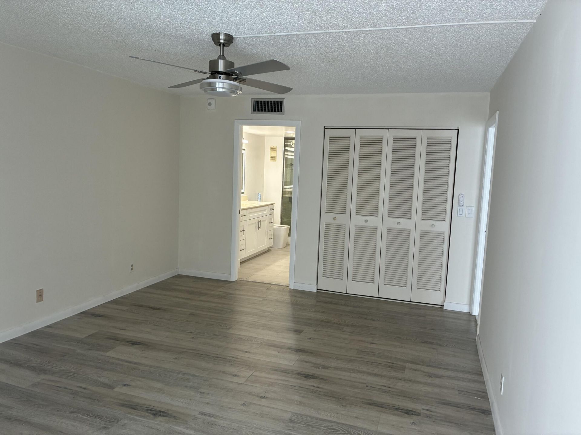 6200 NW 2nd Avenue, Boca Raton, FL 33487 Photo