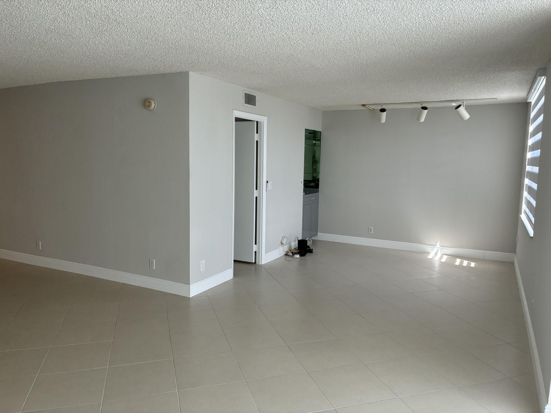 6200 NW 2nd Avenue, Boca Raton, FL 33487 Photo