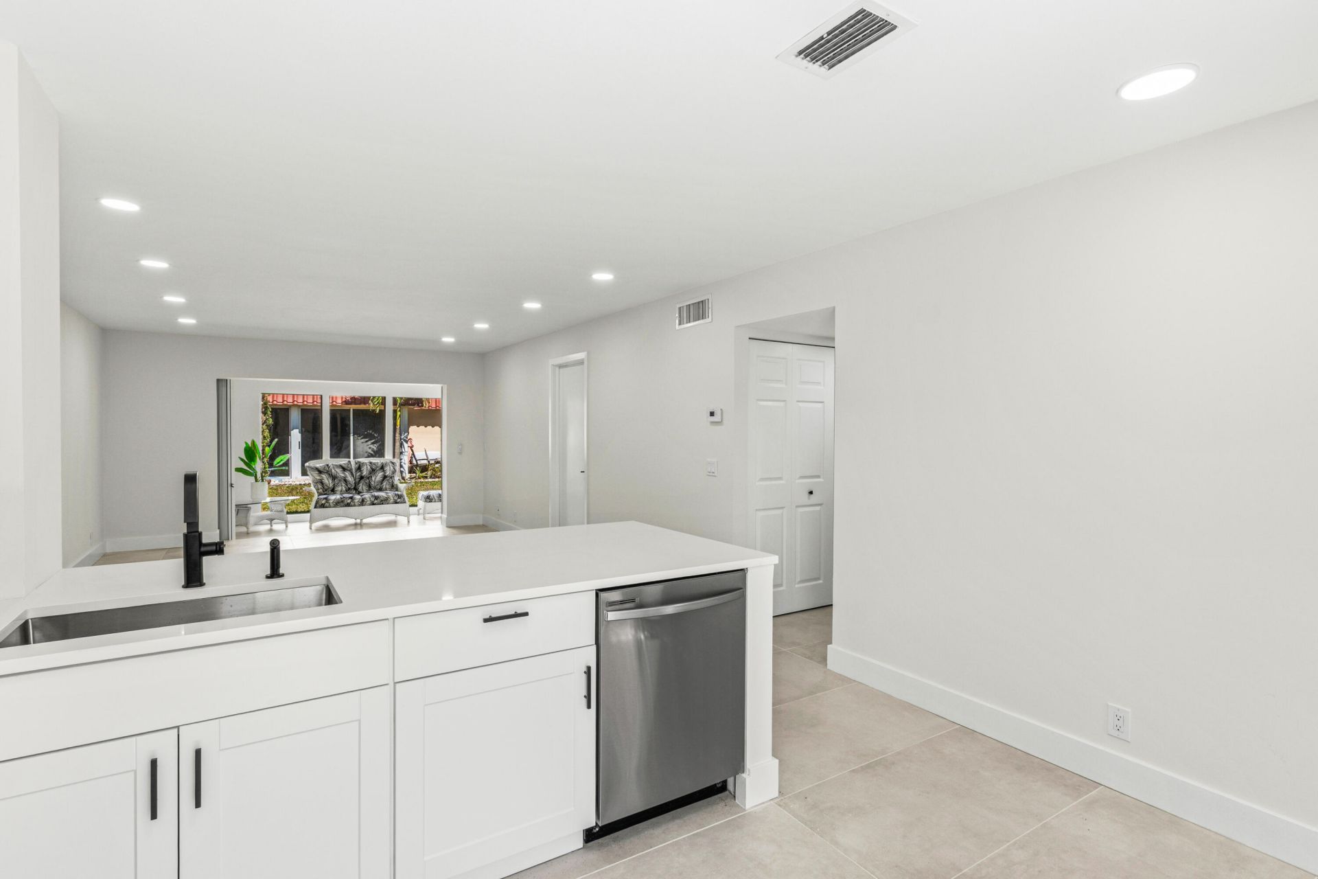 733 Nantucket Circle, Lake Worth, FL 33467 Photo