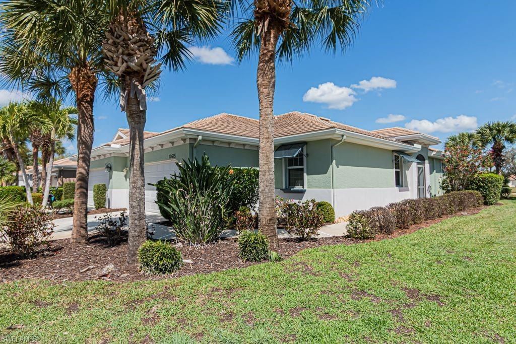 10615 Camarelle Cir, Fort Myers, FL 33913 Photo