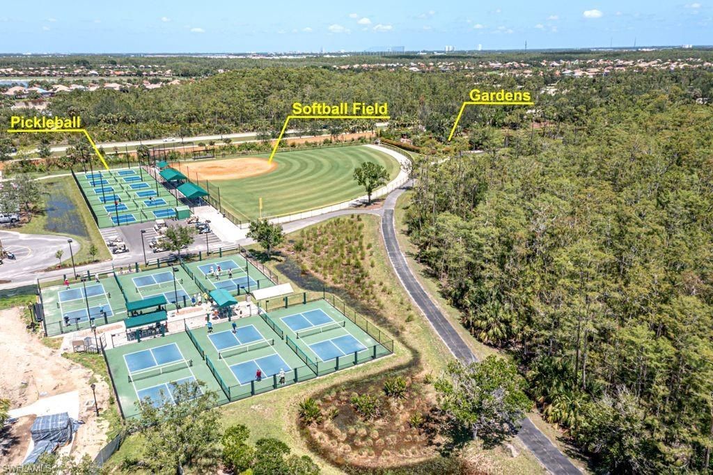 10615 Camarelle Cir , Fort Myers, FL 33913 Photo