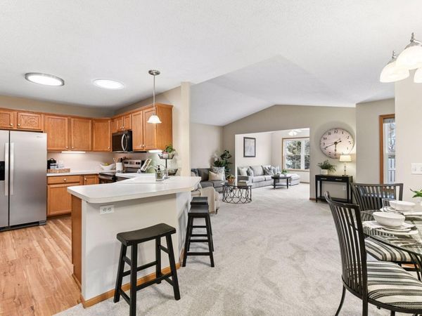 826 Roundhouse Street, Shakopee, MN 55379
