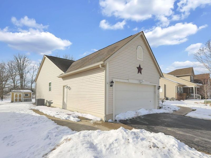 402 Shawnee Loop S, Pataskala, OH 43062 Photo 58