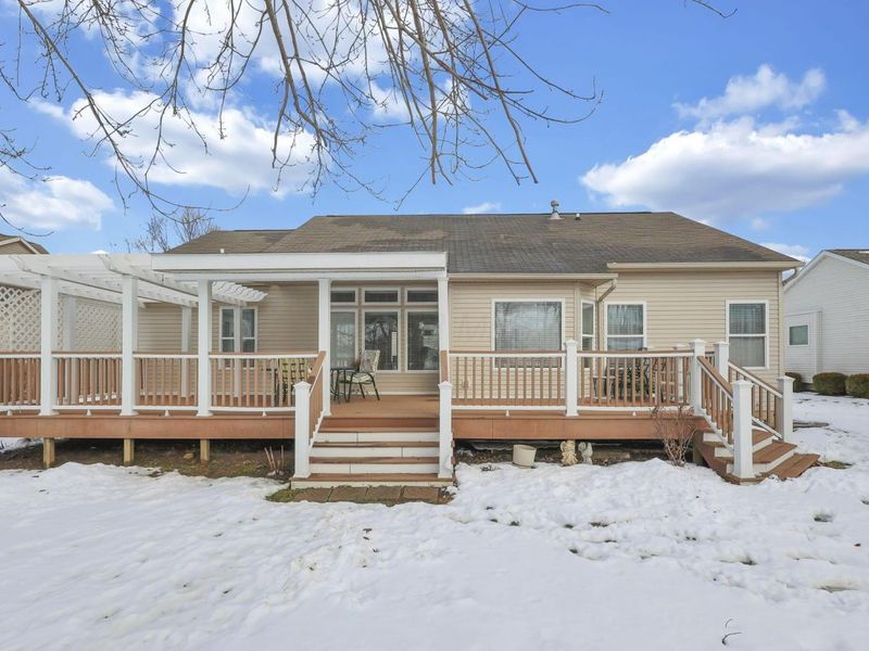 402 Shawnee Loop S, Pataskala, OH 43062 Photo 9