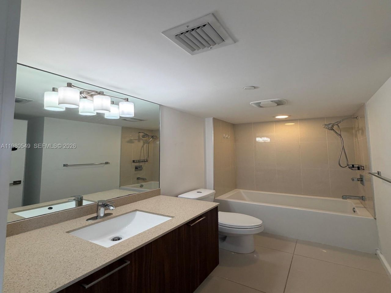 5252 NW 85th Ave, Unit 1902, Doral, FL 33166 Photo