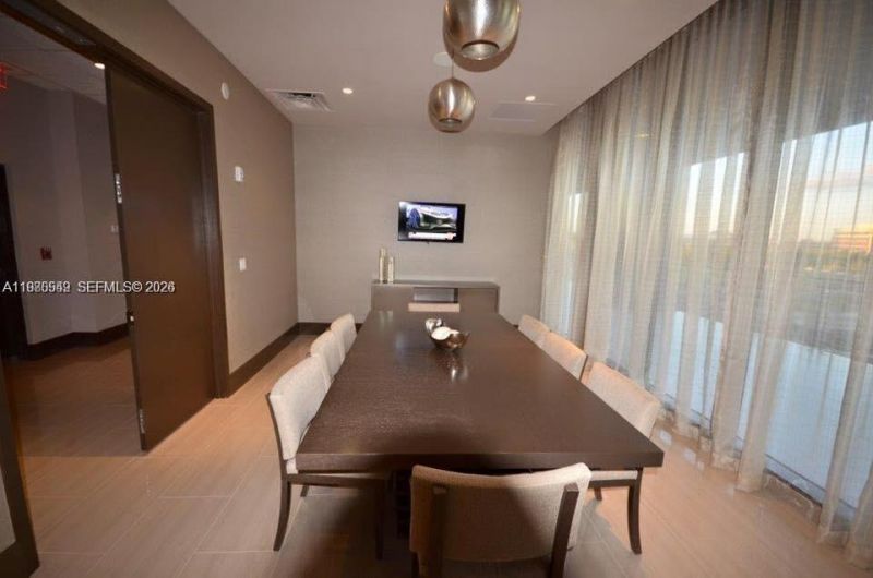 5252 NW 85th Ave, Unit 1902, Doral, FL 33166 Photo
