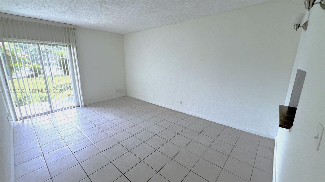 801 NW 47th Ave , Unit 103W, Miami, FL 33126 Photo