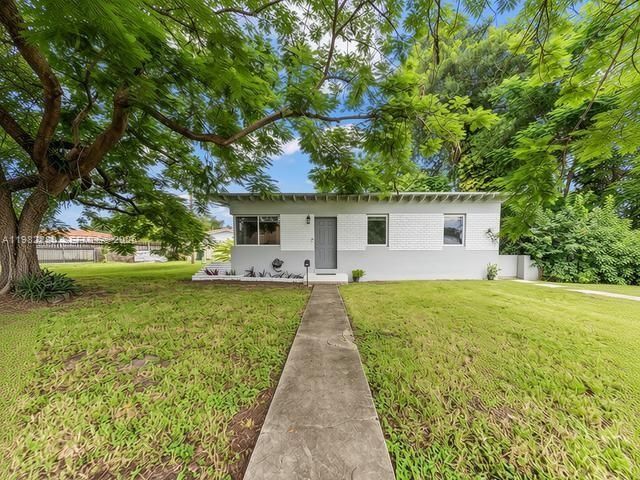 201 Flagler Dr, Miami Springs, FL 33166 Photo