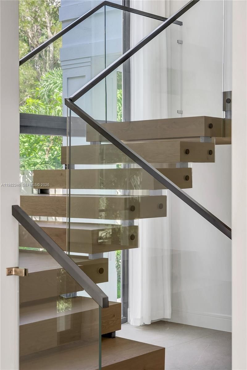 4191 Battersea Rd , Miami, FL 33133 Photo