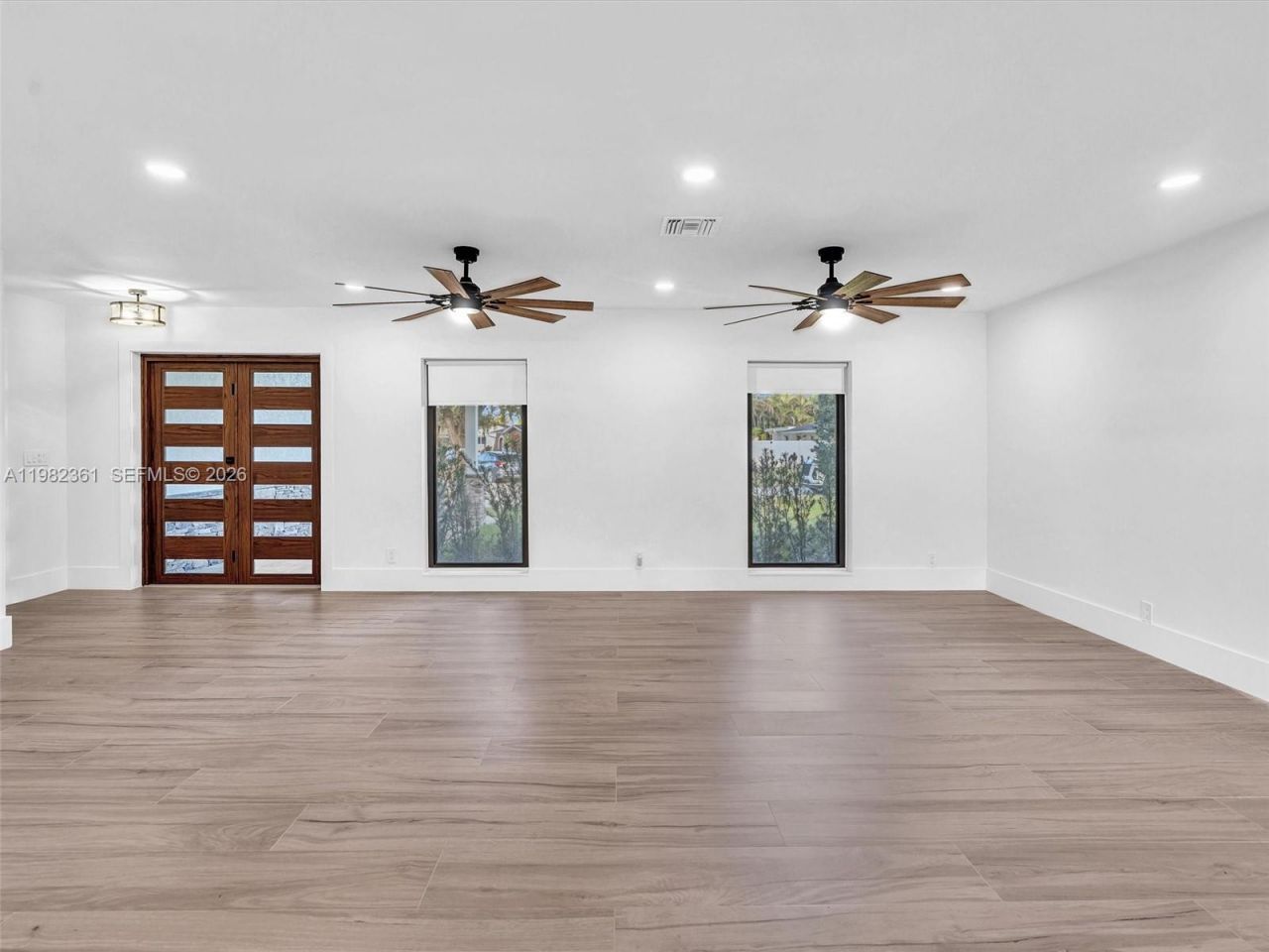 1501 NW 109th Ter , Pembroke Pines, FL 33026 Photo