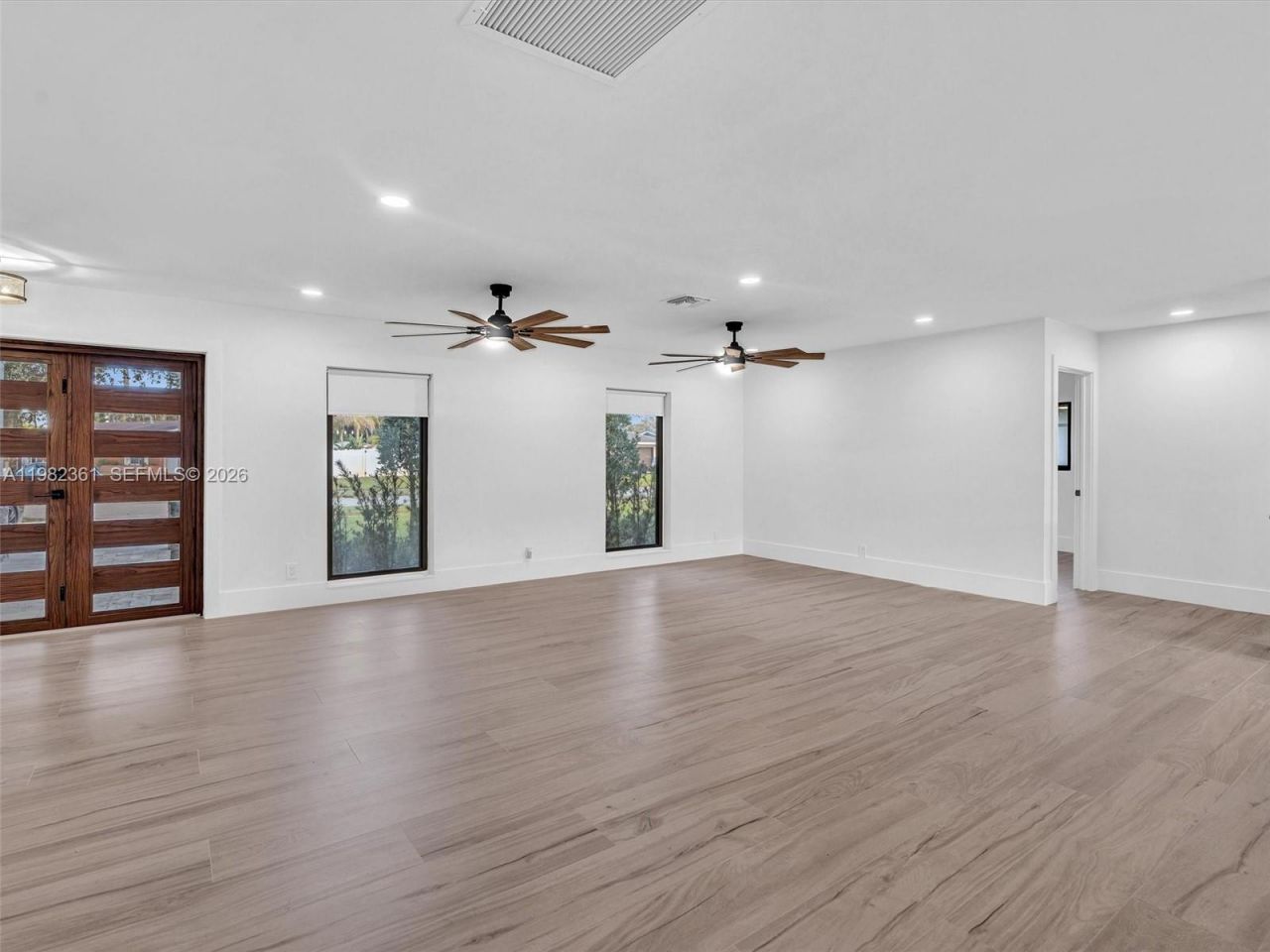 1501 NW 109th Ter , Pembroke Pines, FL 33026 Photo