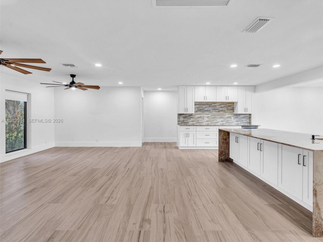 1501 NW 109th Ter , Pembroke Pines, FL 33026 Photo