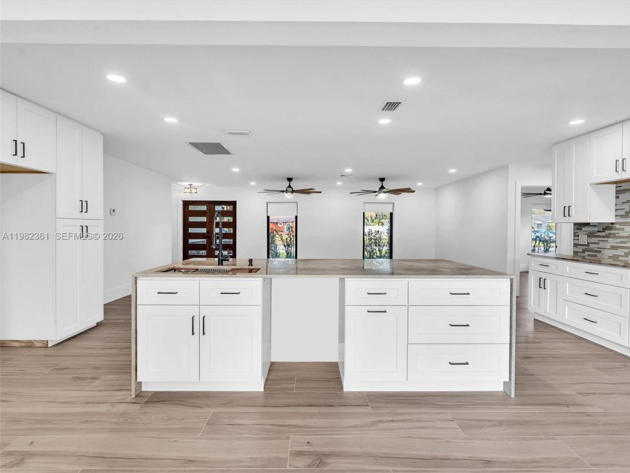 1501 NW 109th Ter , Pembroke Pines, FL 33026 Photo