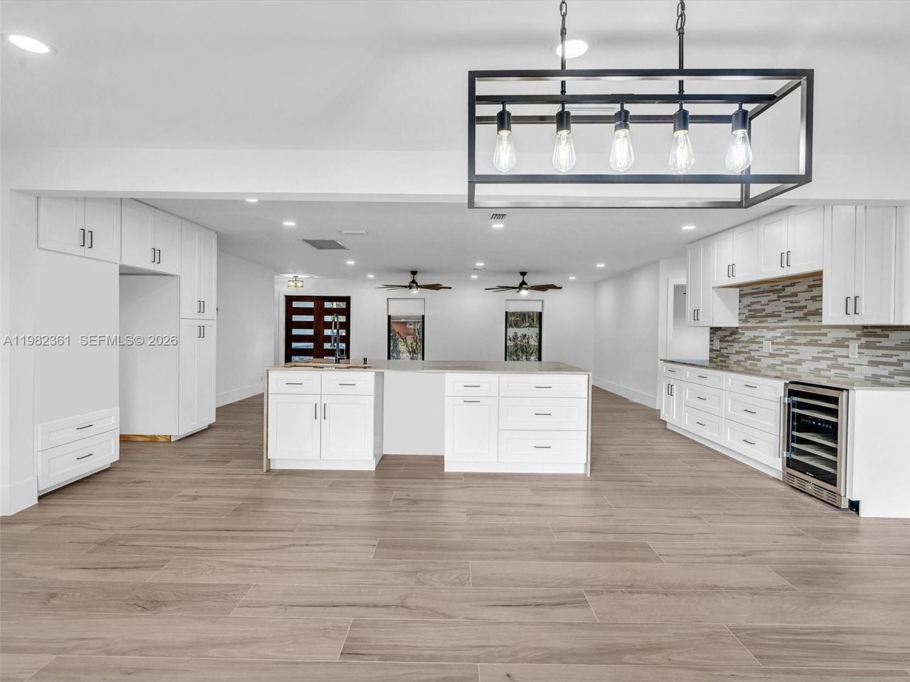 1501 NW 109th Ter , Pembroke Pines, FL 33026 Photo