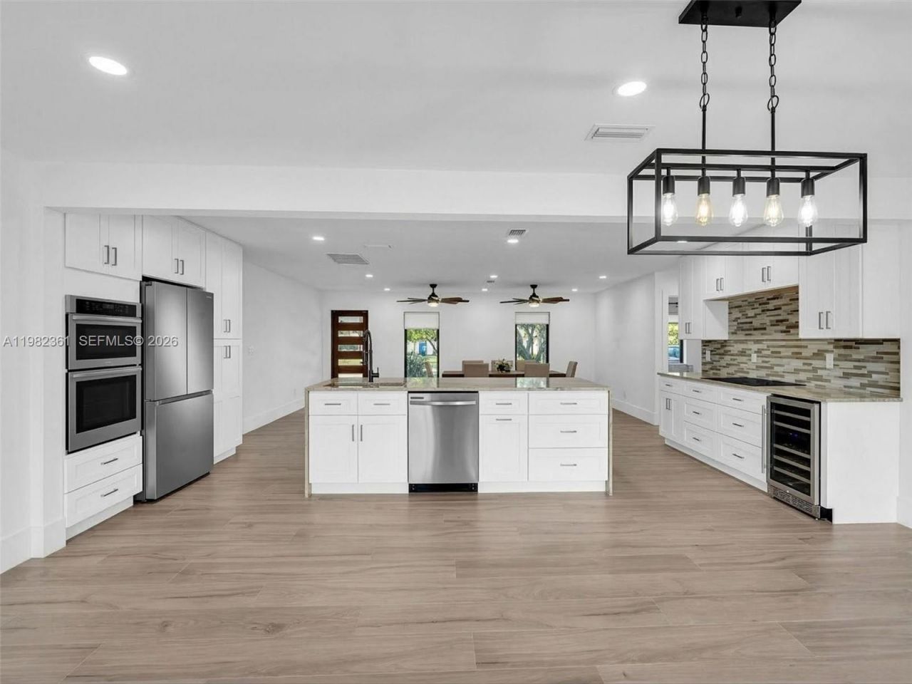 1501 NW 109th Ter , Pembroke Pines, FL 33026 Photo