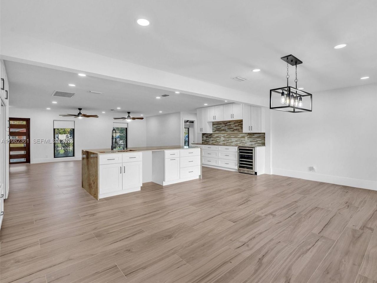 1501 NW 109th Ter , Pembroke Pines, FL 33026 Photo