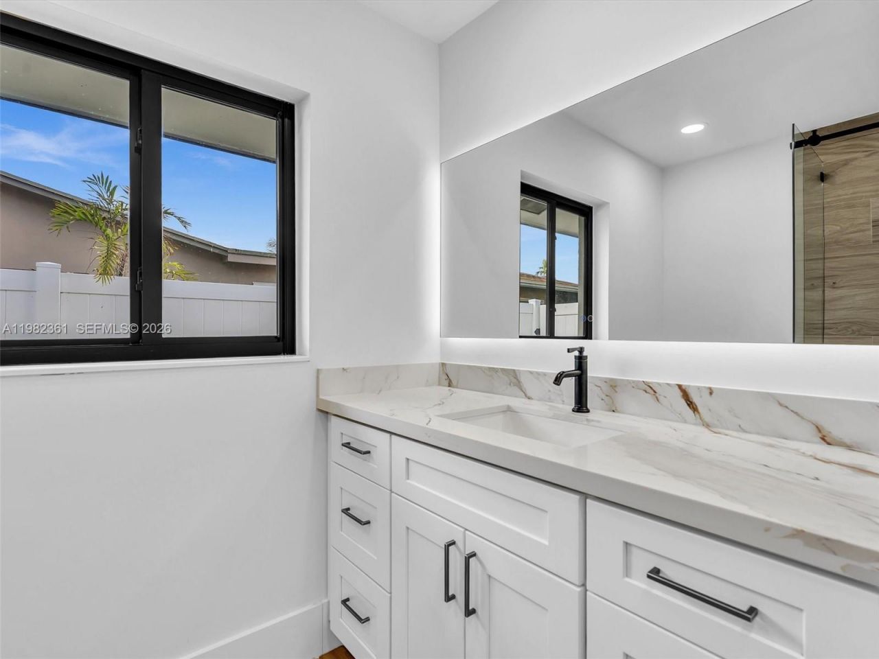 1501 NW 109th Ter , Pembroke Pines, FL 33026 Photo