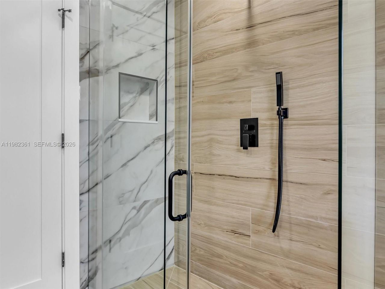 1501 NW 109th Ter , Pembroke Pines, FL 33026 Photo