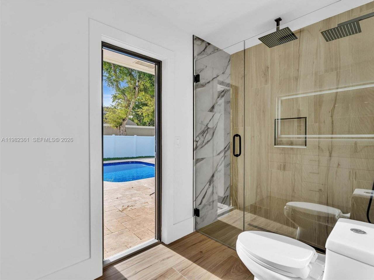 1501 NW 109th Ter , Pembroke Pines, FL 33026 Photo