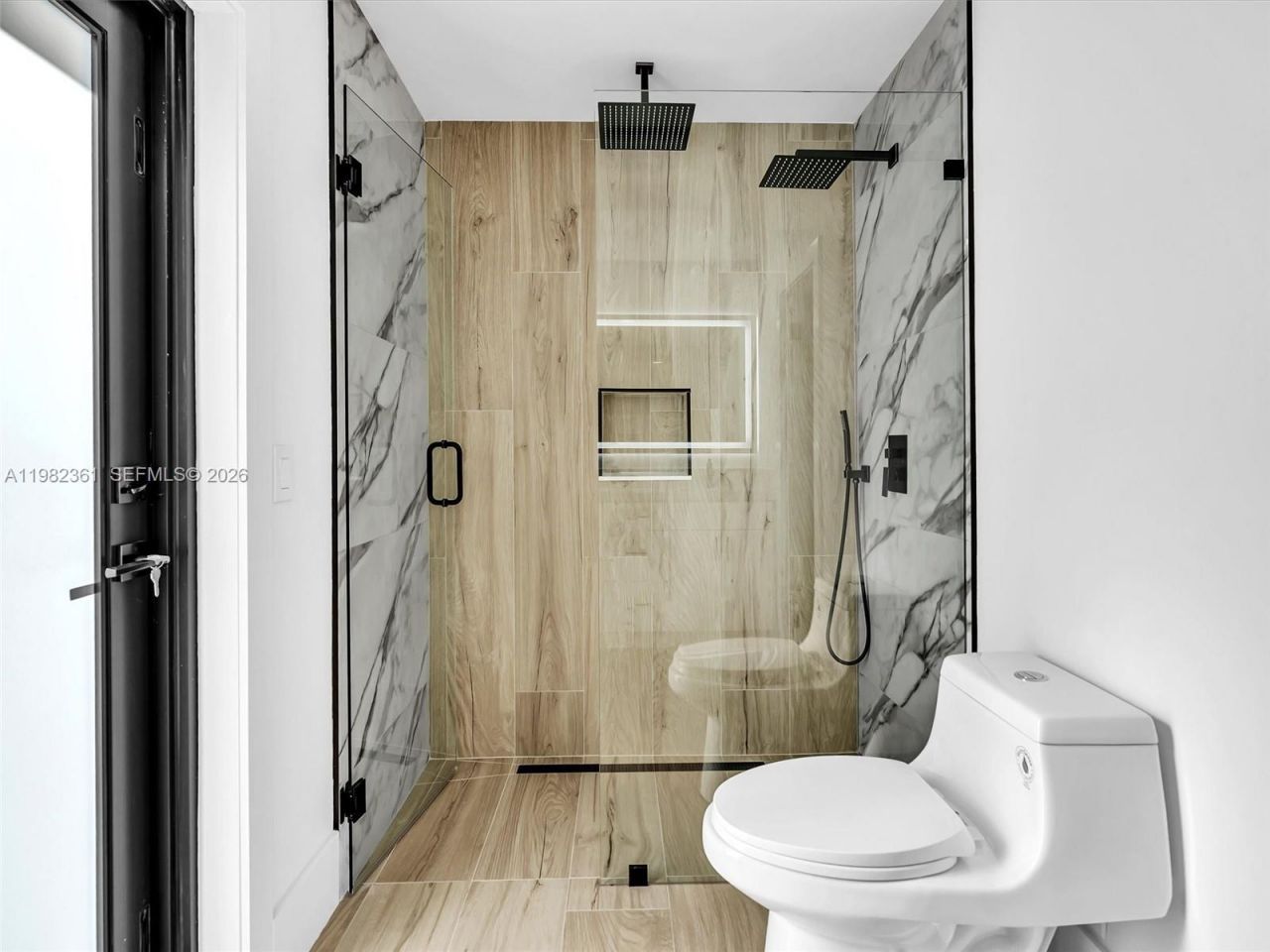 1501 NW 109th Ter , Pembroke Pines, FL 33026 Photo