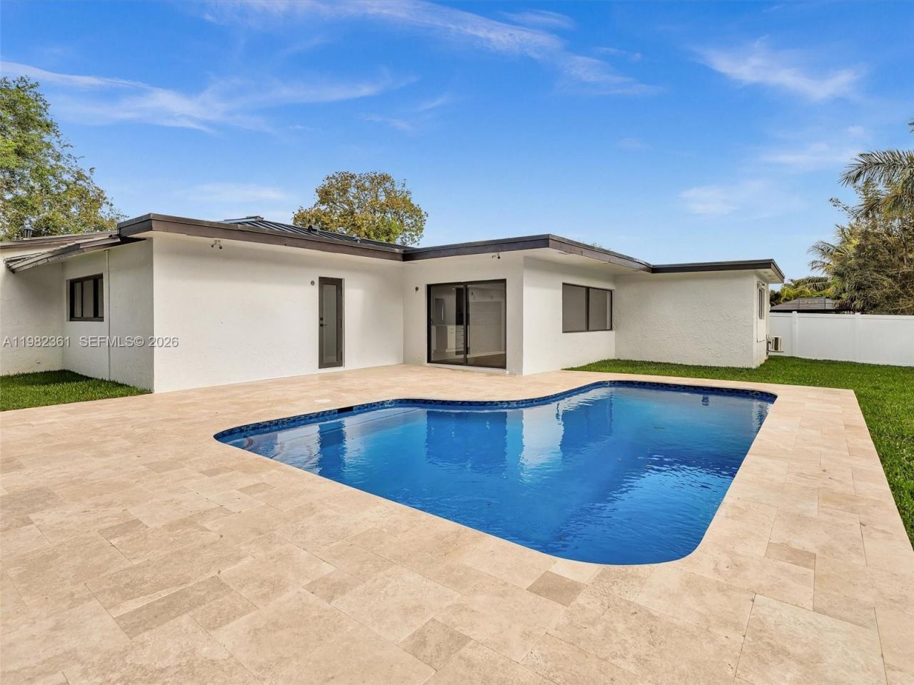 1501 NW 109th Ter , Pembroke Pines, FL 33026 Photo