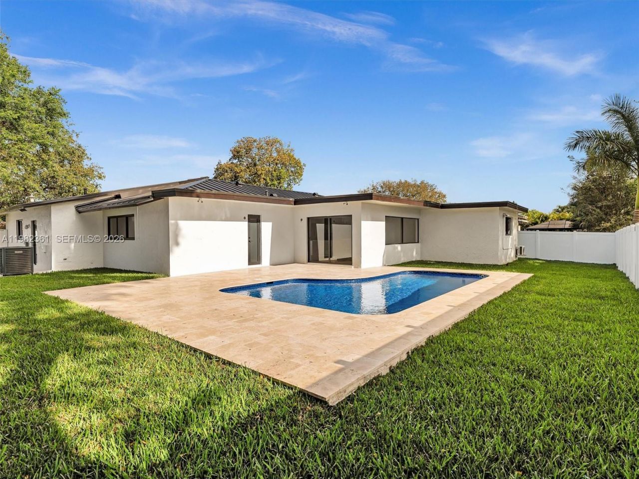 1501 NW 109th Ter , Pembroke Pines, FL 33026 Photo