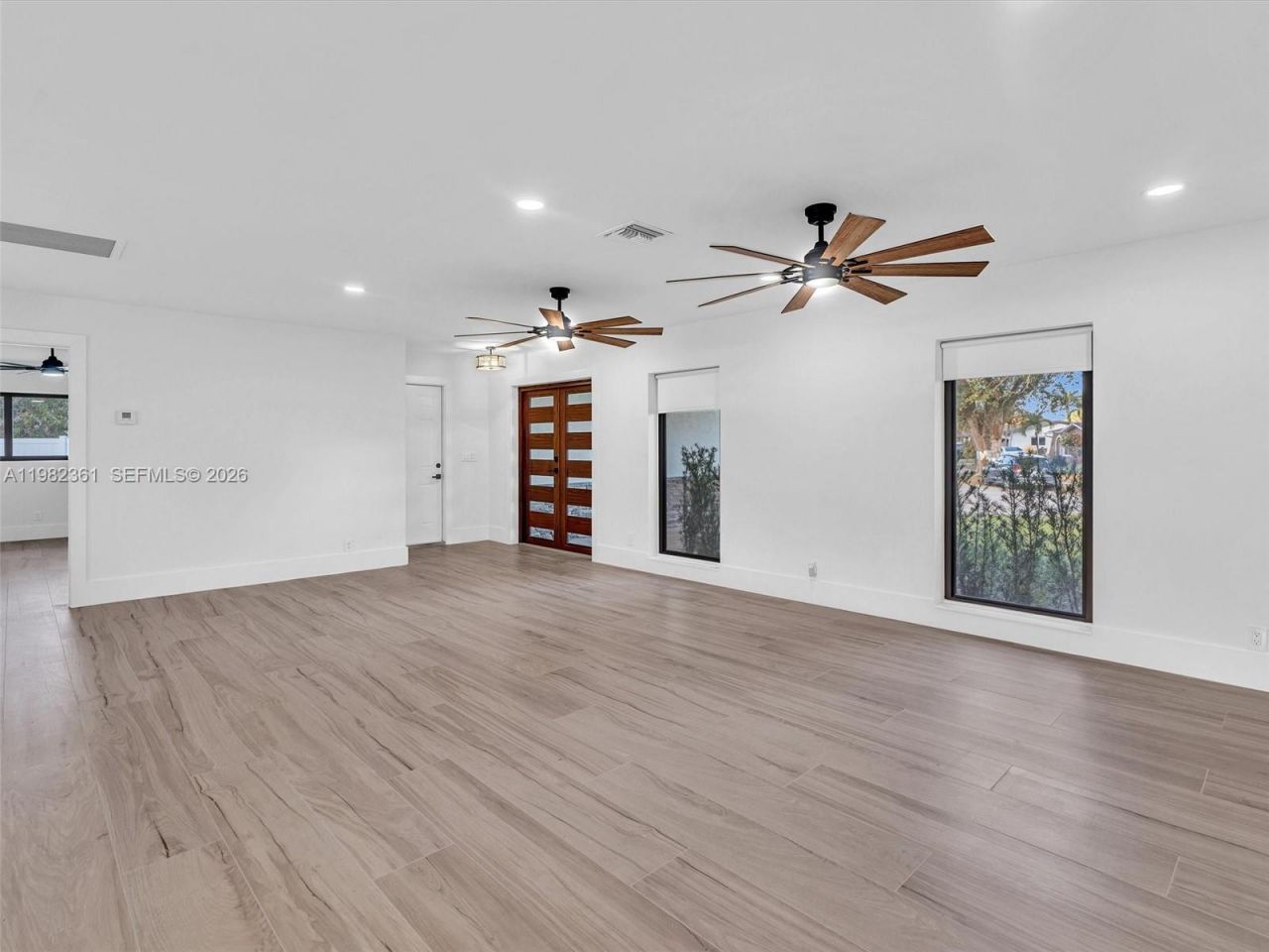 1501 NW 109th Ter , Pembroke Pines, FL 33026 Photo