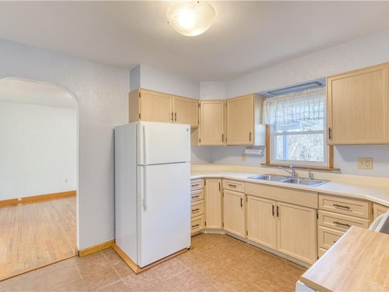 1929 Grange View Drive, Beavercreek, OH 45432 Photo 13