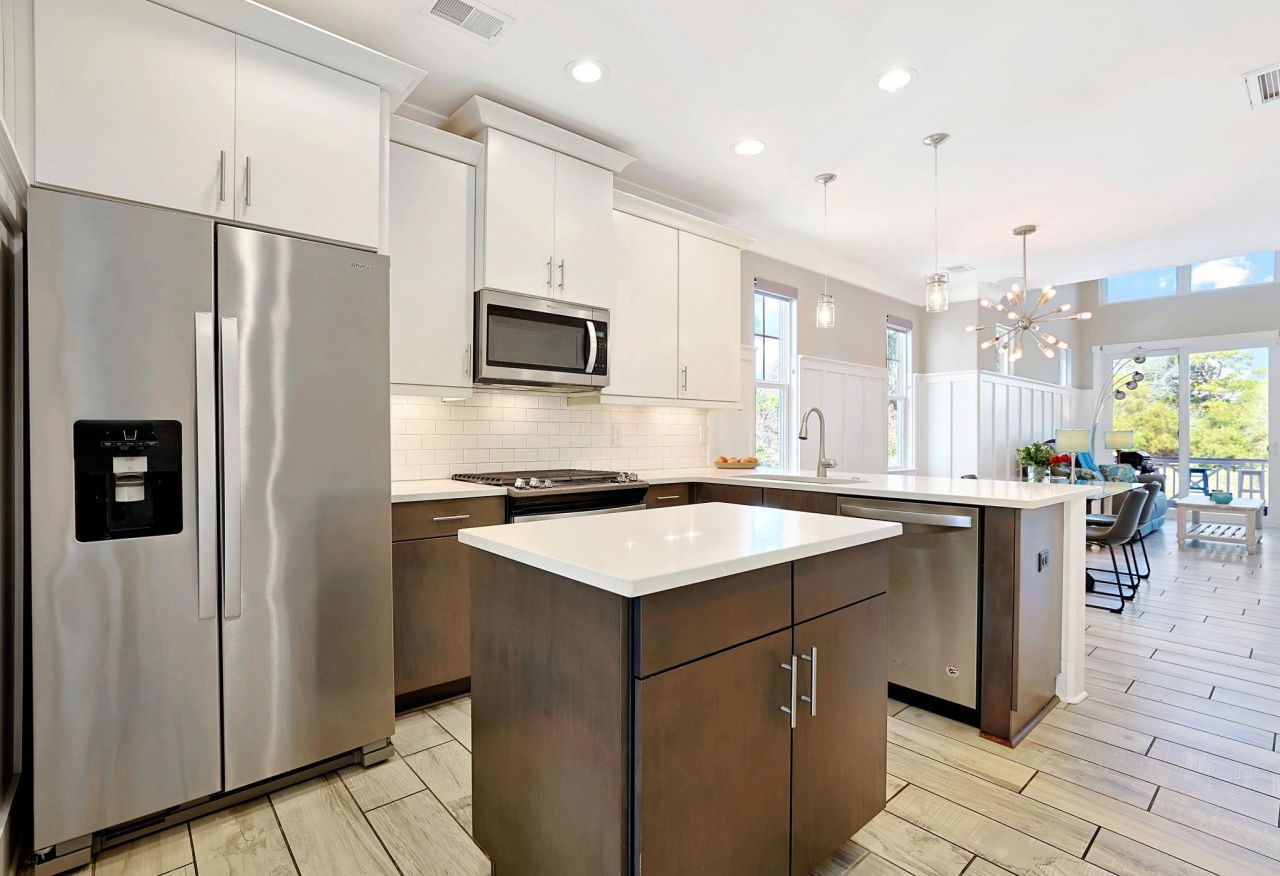 5375 Ocean Village Dr. Photo 10