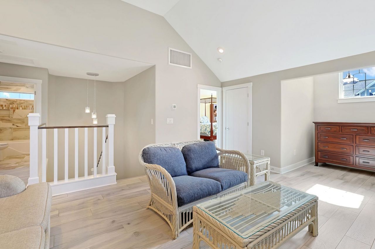 5375 Ocean Village Dr. Photo 21