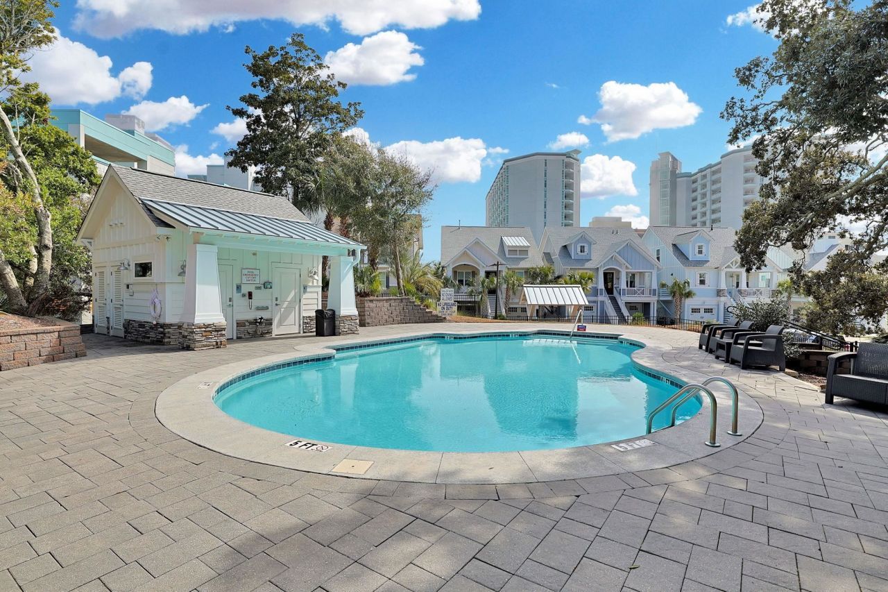 5375 Ocean Village Dr. Photo 36