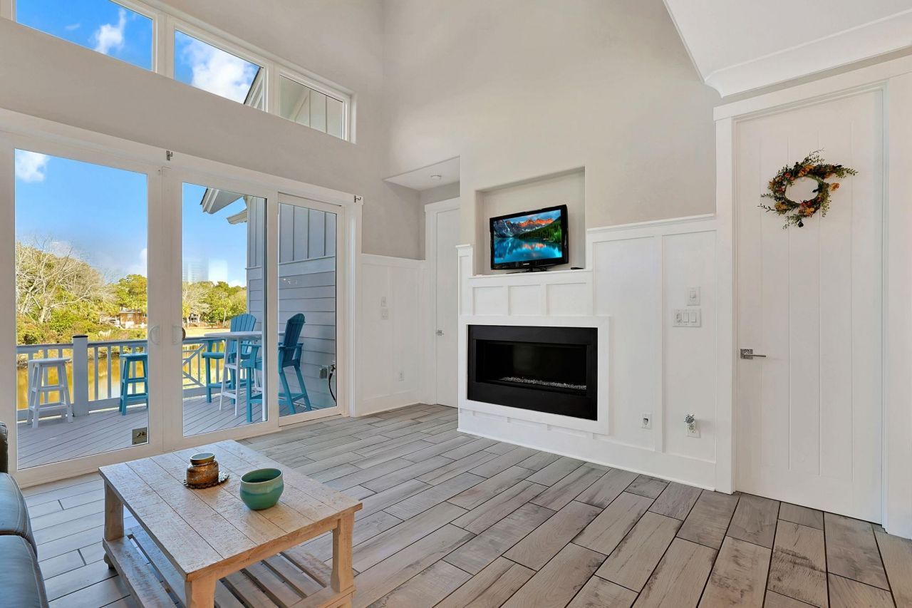 5375 Ocean Village Dr. Photo 5