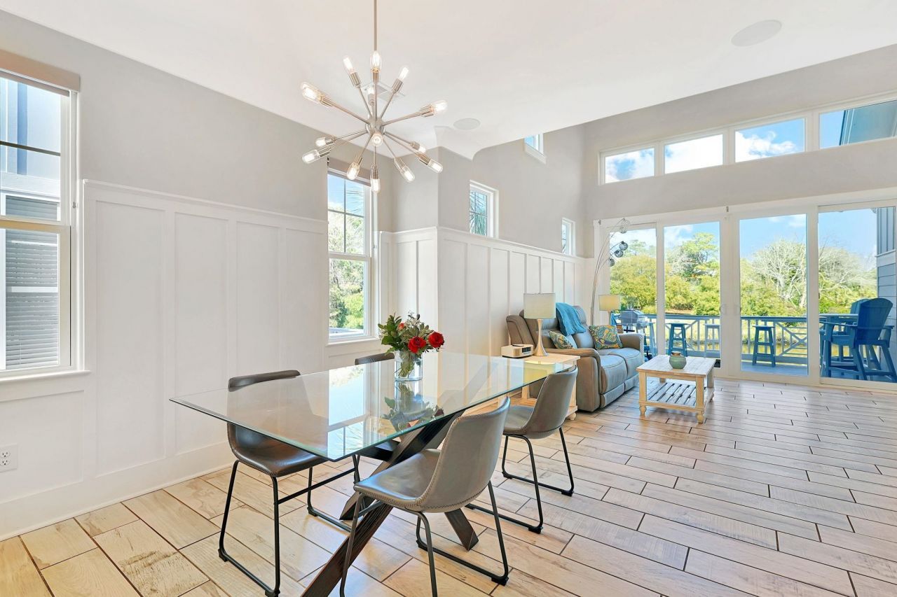 5375 Ocean Village Dr. Photo 6