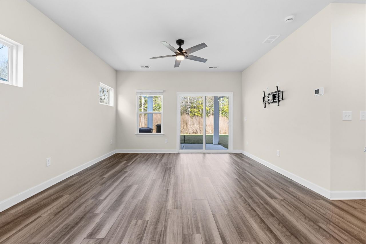 2523 Copper Creek Loop Photo 18