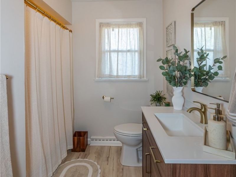 180 S Leavitt Road, Amherst, OH 44001 Photo 20