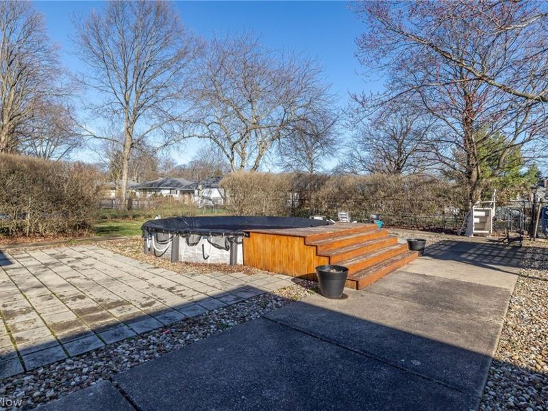 180 S Leavitt Road, Amherst, OH 44001 Photo 34