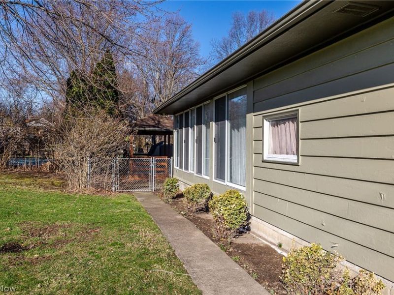 180 S Leavitt Road, Amherst, OH 44001 Photo 37