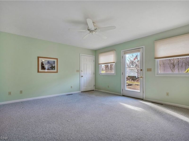 1381 Circle Hill Road SE, North Canton, OH 44720 Photo 18