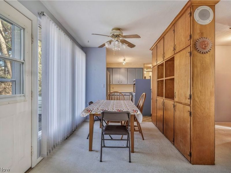 1381 Circle Hill Road SE, North Canton, OH 44720 Photo 8