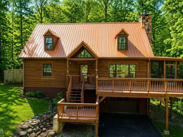 2206 Castle Rise Way, Sevierville, TN 37862