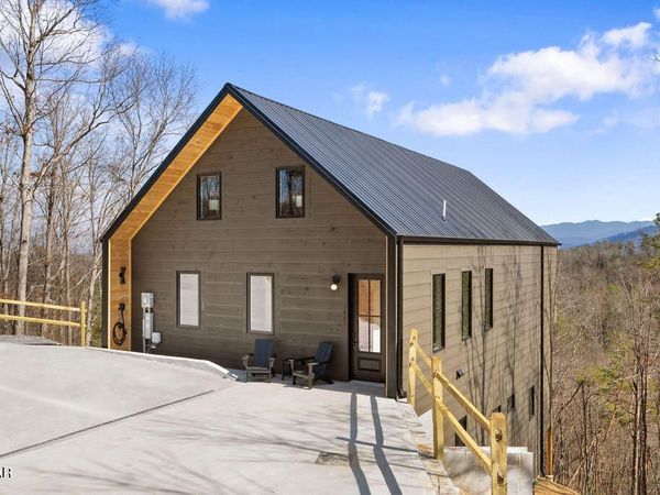 1863 Bluff Ridge Road, Sevierville, TN 37876