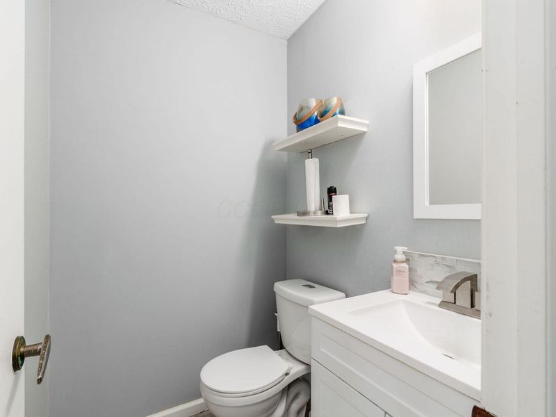 13022 Heatherstone Circle NW, Pickerington, OH 43147 Photo 25