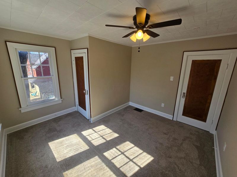 2570 E 5th Avenue, Columbus, OH 43219 Photo 25