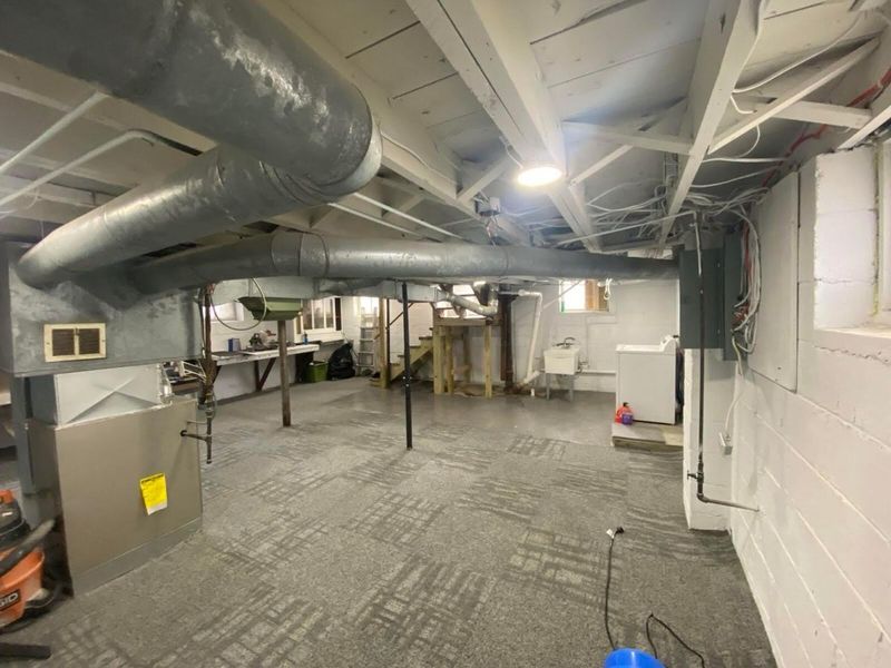 2570 E 5th Avenue, Columbus, OH 43219 Photo 28