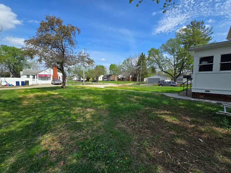 2570 E 5th Avenue, Columbus, OH 43219 Photo 48
