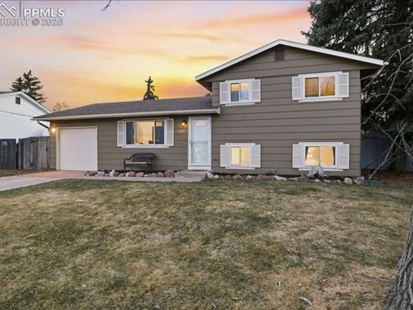 4302 N Delighted Circle, Colorado Springs, CO 80917