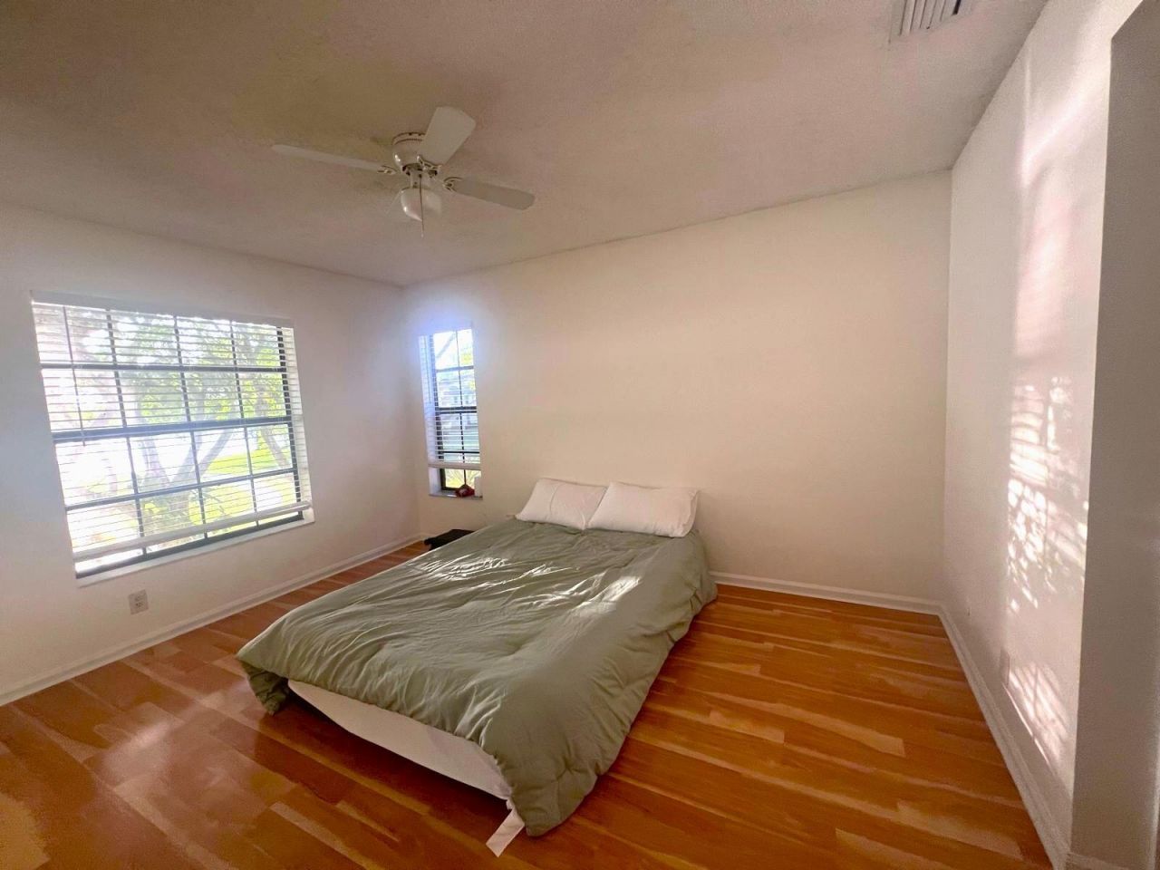 2900 Olivewood Terrace, Unit 206, Boca Raton, FL 33431 Photo